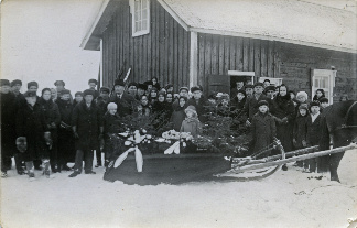 Hautajaiset. Kuva: Seuran arkisto (Pylkkönen).