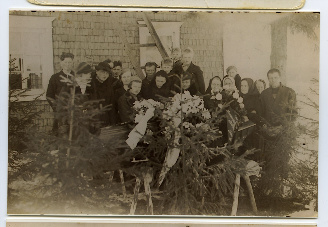 Hautajaiset. Kuva: Seuran arkisto (Määttänen).