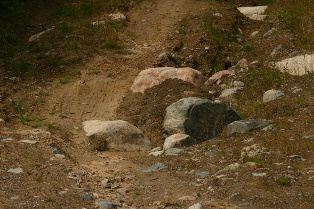 Tie Kiekuanjärvelle 2008 elokuussa. Kuva: R.Viitakangas.